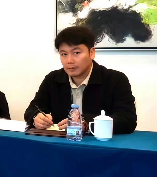 谢文泉-广西大学国学易经研院特聘客座教授